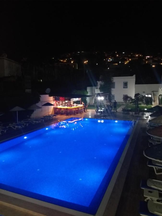 Paradise Apart Hotel Bitez Exterior photo