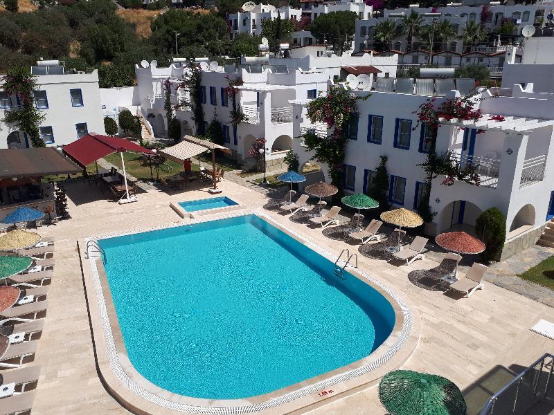 Paradise Apart Hotel Bitez Exterior photo
