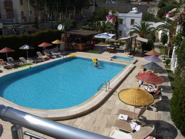 Paradise Apart Hotel Bitez Exterior photo